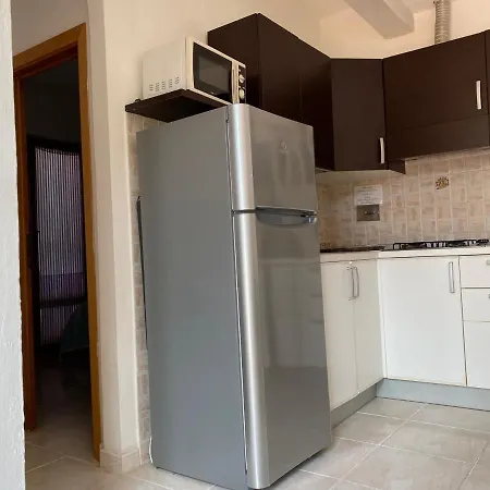 Villalara Piscina, Vista Mare Con Agevolazione Traghetti Apartmán *