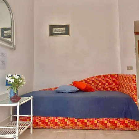 Villalara Piscina, Vista Mare Con Agevolazione Traghetti * Portoferraio