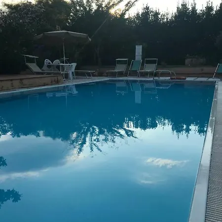Villalara Piscina, Vista Mare Con Agevolazione Traghetti Apartman