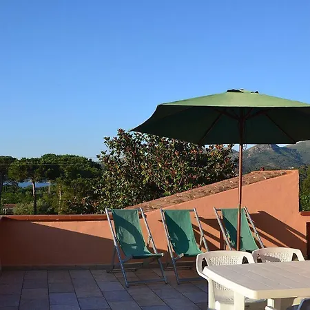 Villalara Piscina, Vista Mare Con Agevolazione Traghetti * Portoferraio
