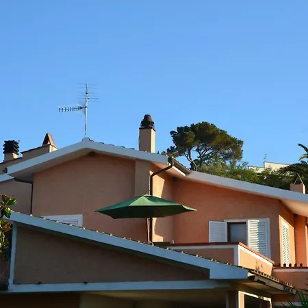 Apartment Villalara Piscina, Vista Mare Con Agevolazione Traghetti *