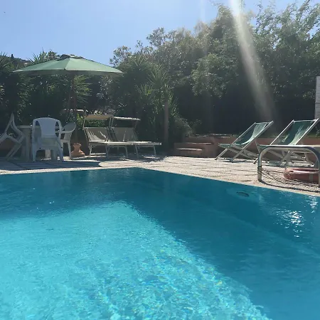 Villalara Piscina, Vista Mare Con Agevolazione Traghetti * Portoferraio
