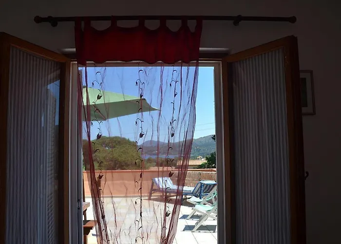 Villalara Piscina, Vista Mare Con Agevolazione Traghetti Appartement