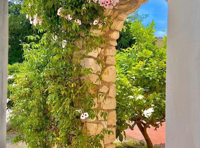 Апартаменты Villalara Piscina, Vista Mare Con Agevolazione Traghetti