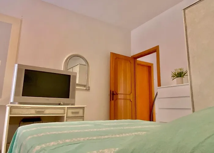 Villalara Piscina, Vista Mare Con Agevolazione Traghetti Апартаменты