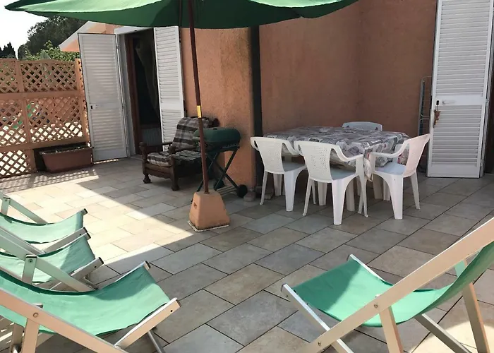 Villalara Piscina, Vista Mare Con Agevolazione Traghetti Appartement Portoferraio
