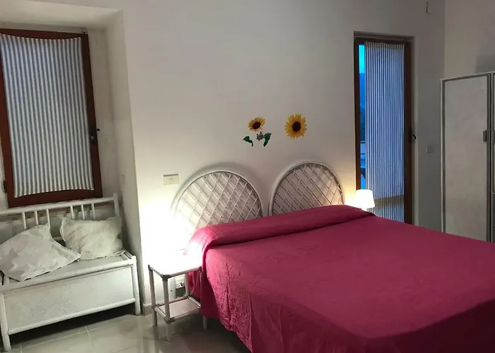 Villalara Piscina, Vista Mare Con Agevolazione Traghetti * Portoferraio