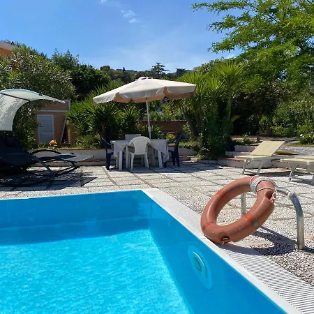 아파트 Villalara Piscina, Vista Mare Con Agevolazione Traghetti